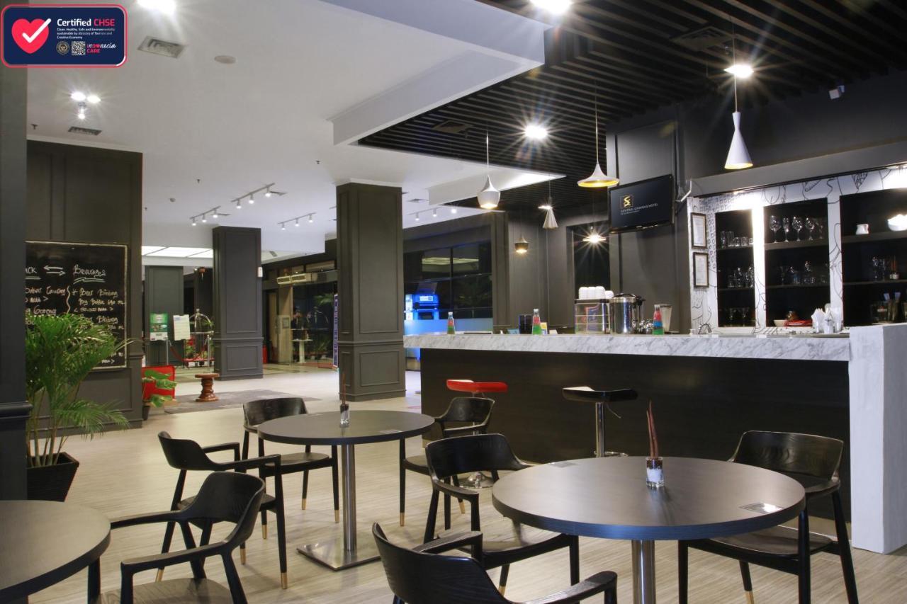 Swiss-Belinn Cawang Jakarta Exterior foto