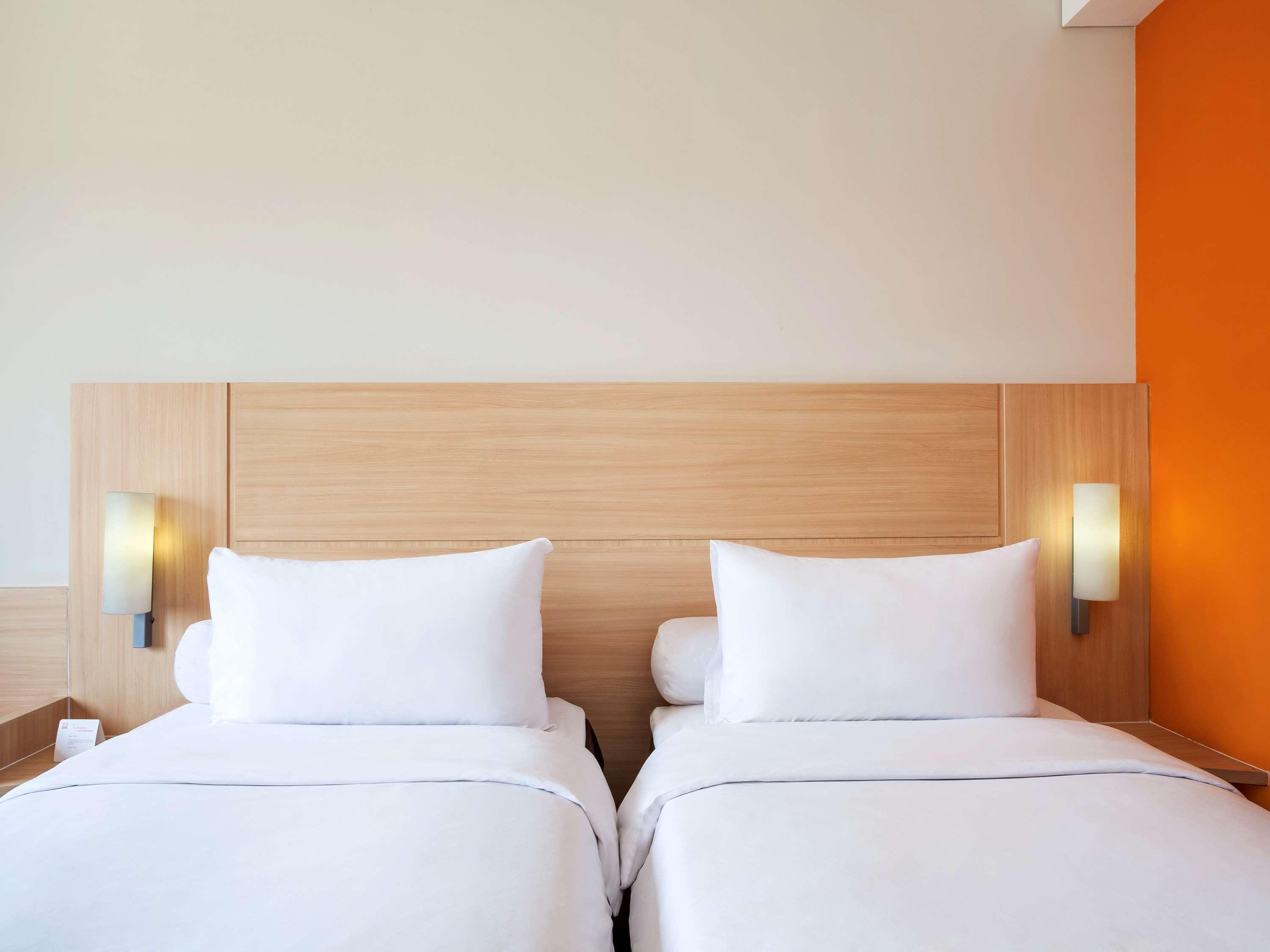 Swiss-Belinn Cawang Jakarta Exterior foto