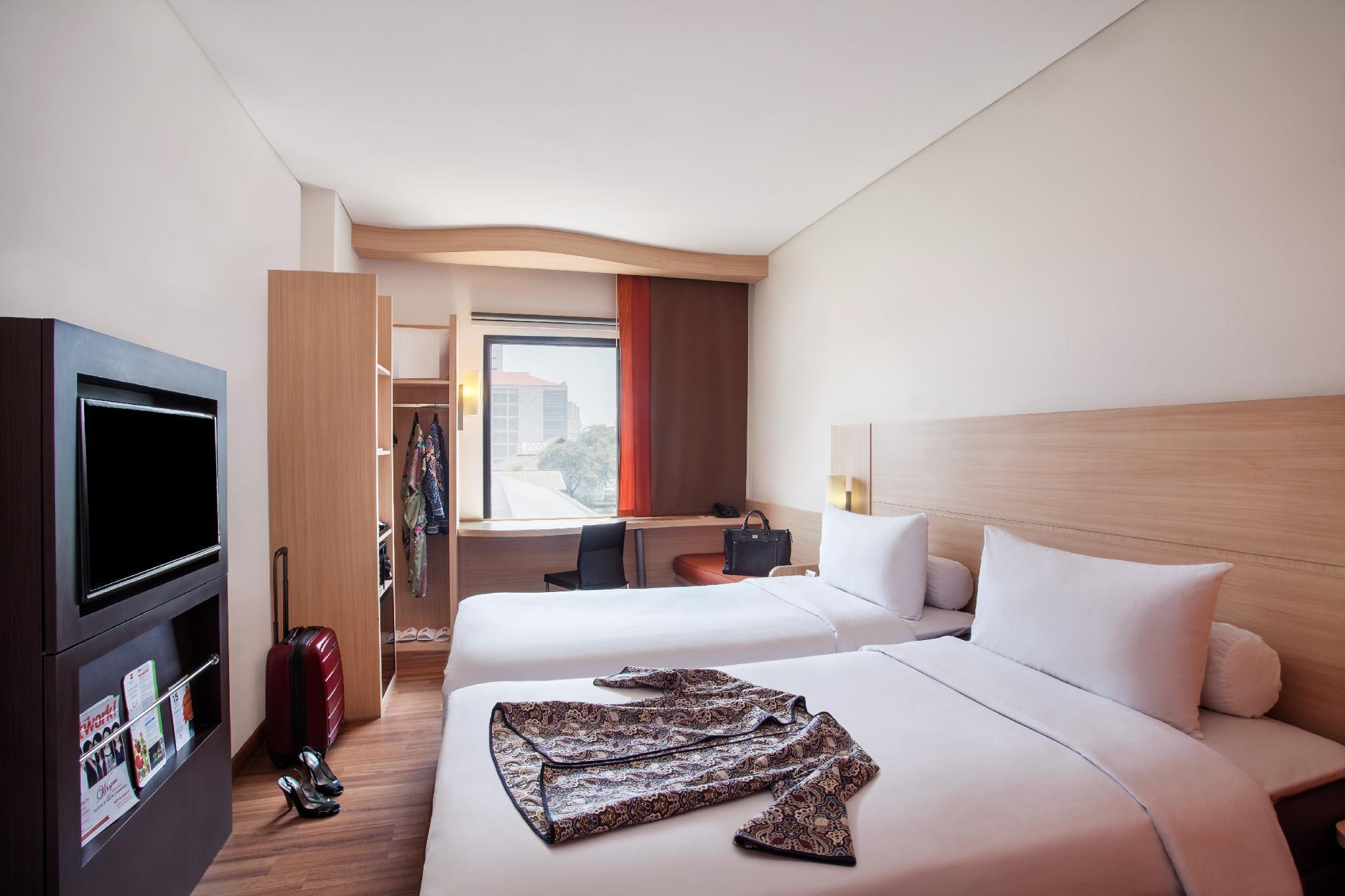 Swiss-Belinn Cawang Jakarta Exterior foto