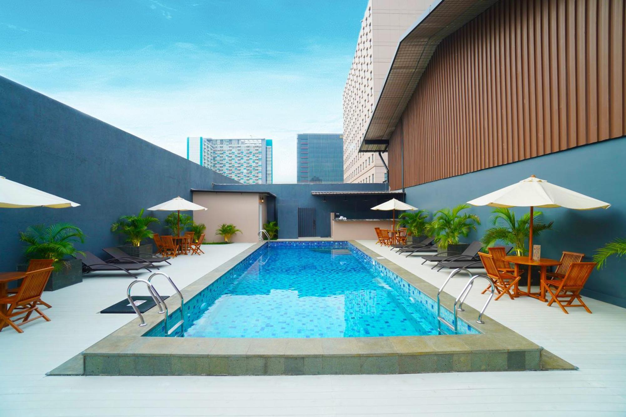 Swiss-Belinn Cawang Jakarta Exterior foto
